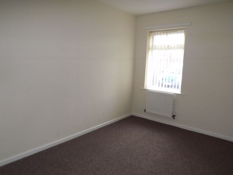 Flat Woodhorn Court in Ashington