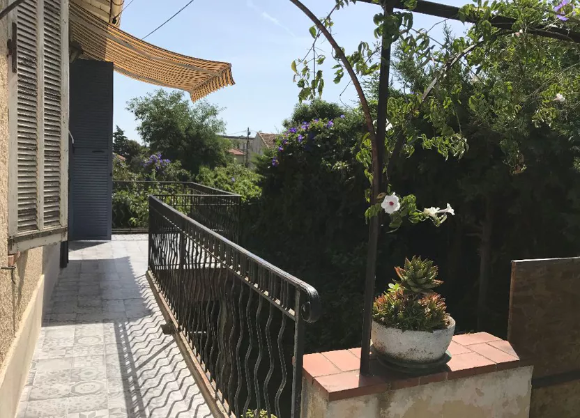 Chambre Avenue du Château à Antibes