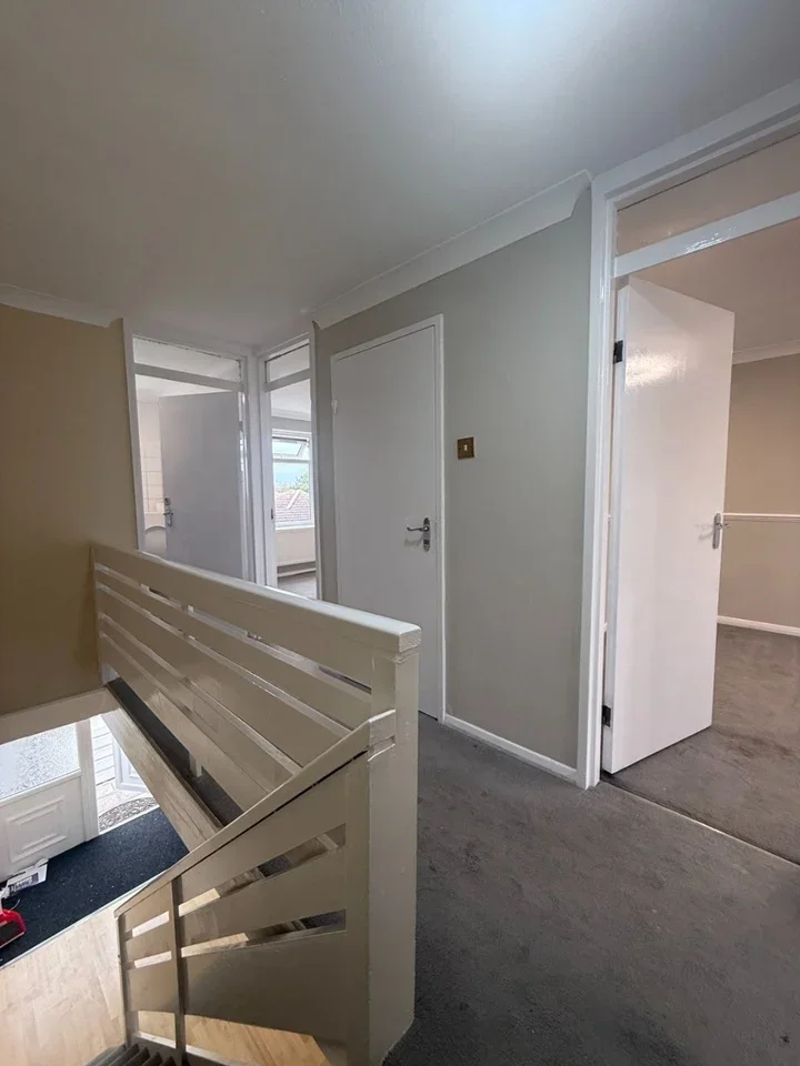 Flat Hetherington Road in Borough of Spelthorne