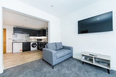 Room Norwood Road in Leeds