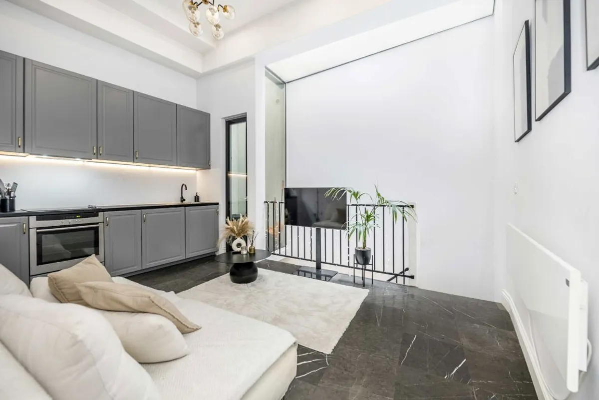 Flat Avonmore Road in Greater London