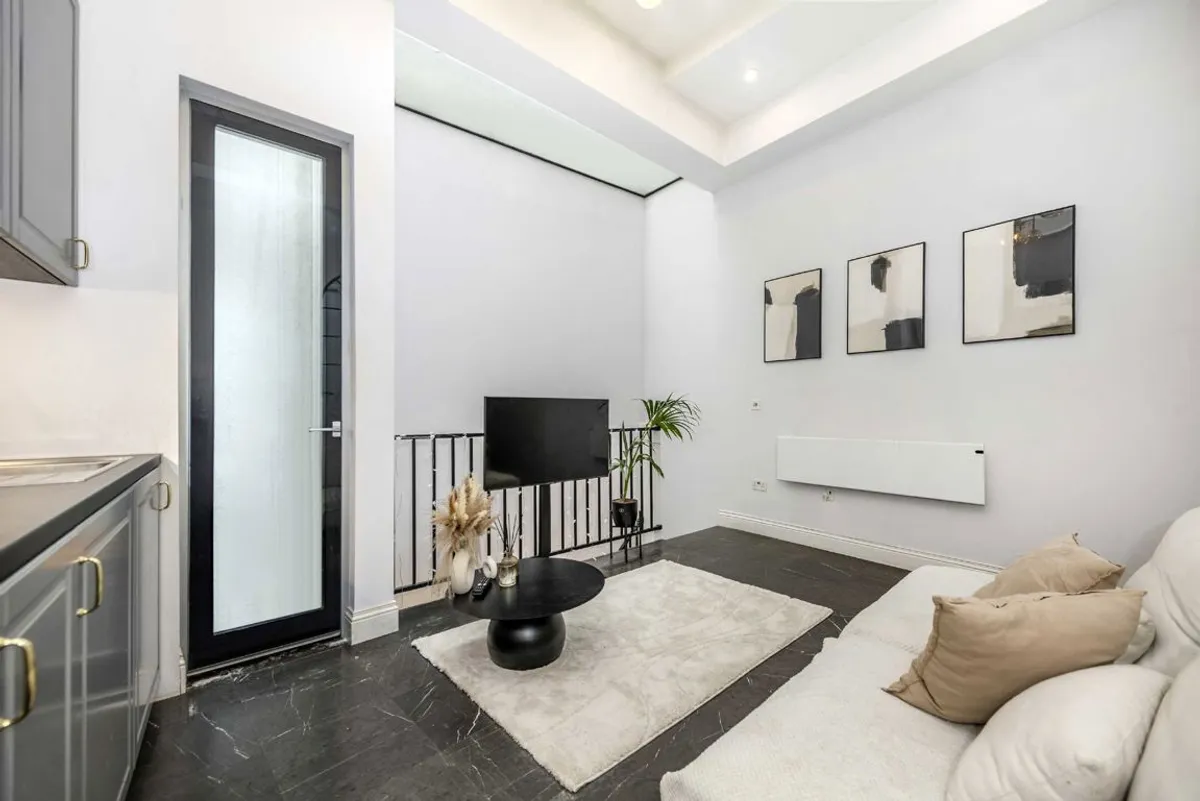 Flat Avonmore Road in Greater London