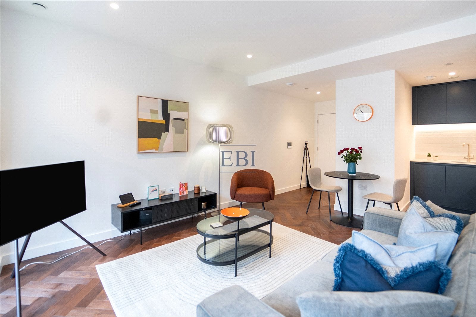 Flat Claremont Road in Greater London