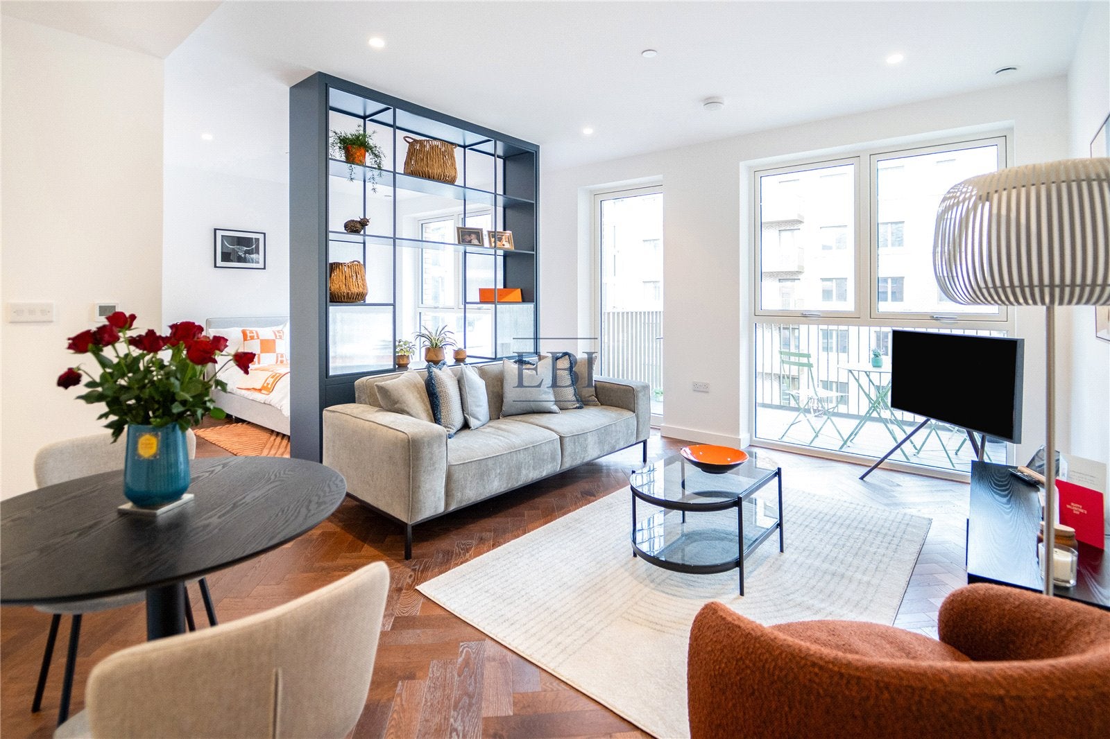 Flat Claremont Road in Greater London
