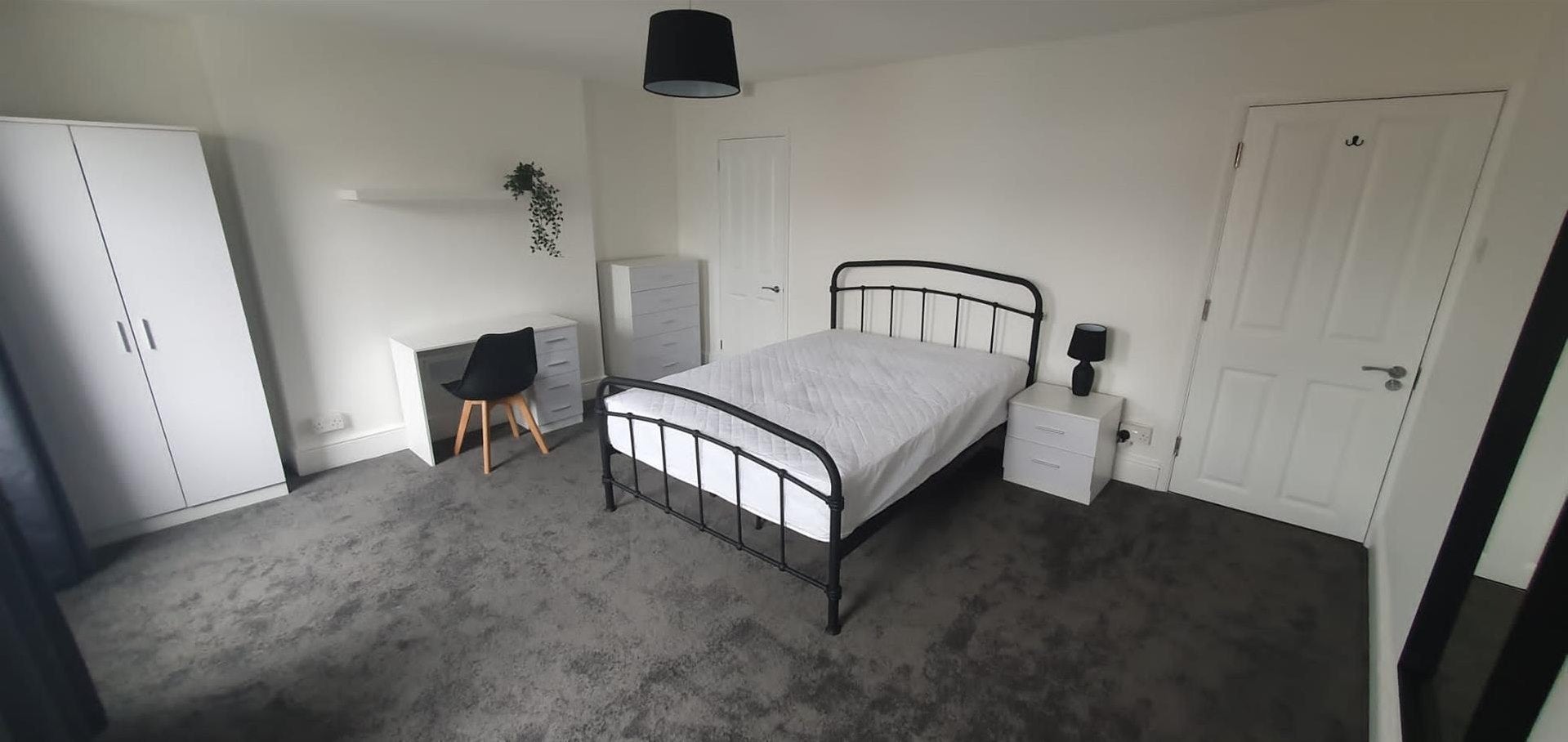 Room Sussex Place in Bristol