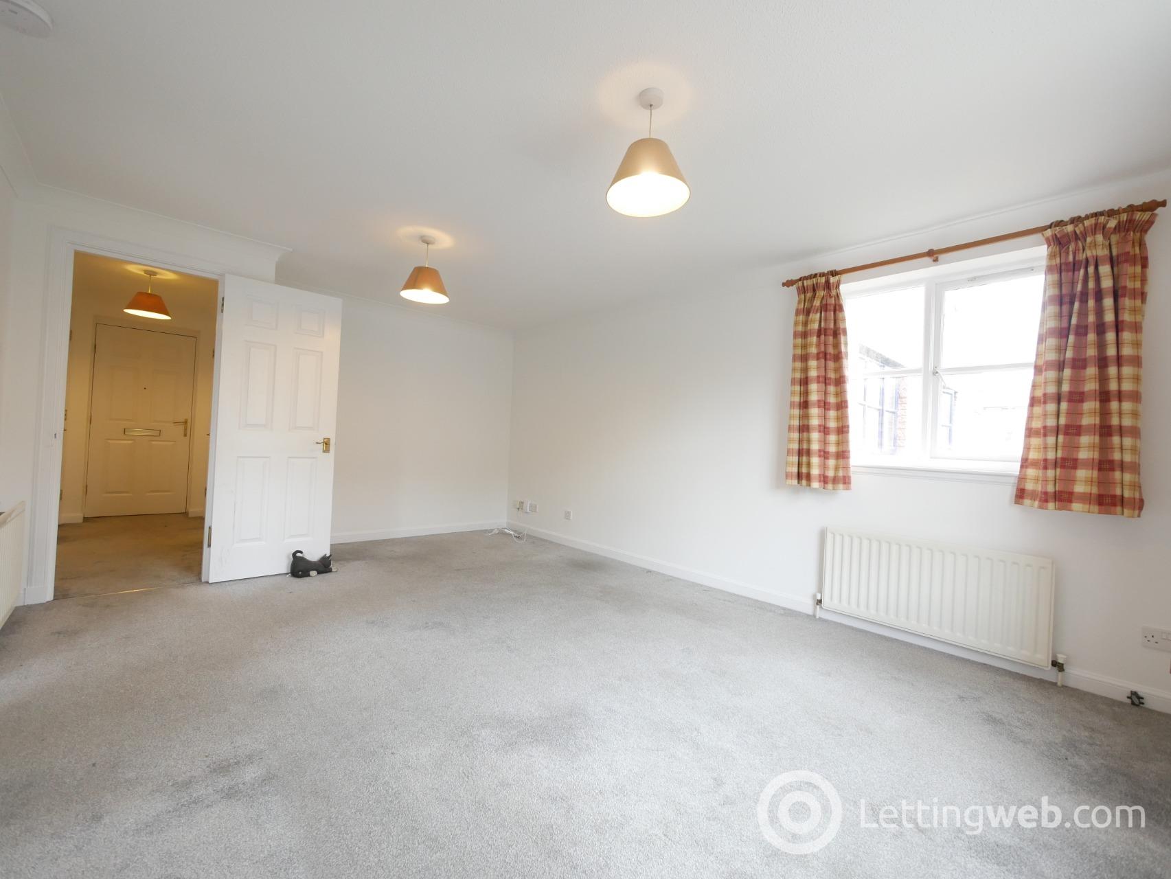 Flat Russell Gardens in City of Edinburgh