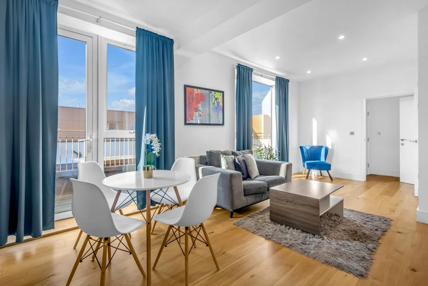 Flat Balfour Road in Greater London