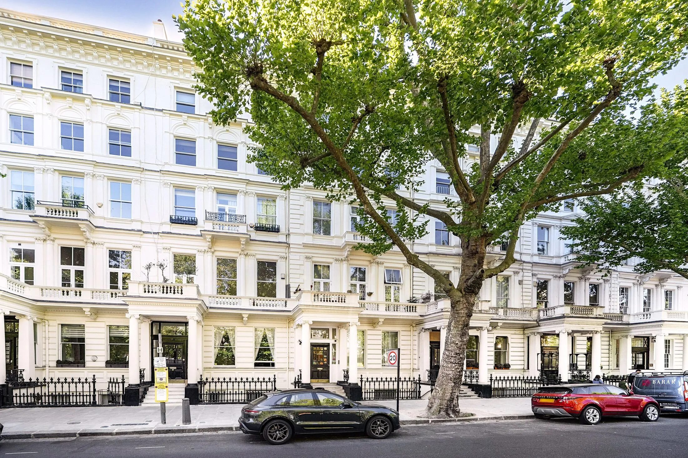 Flat Queen's Gate in Greater London