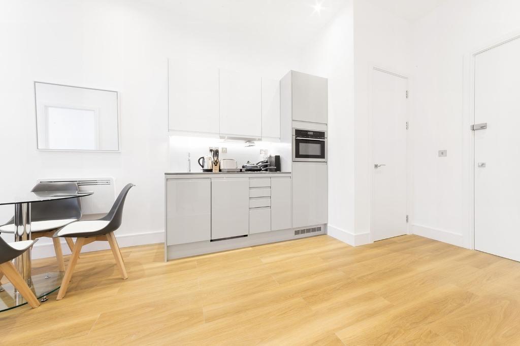 Flat Bath Road in Slough