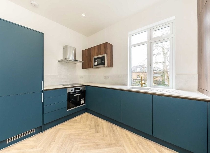 Flat St Margarets Road in Greater London