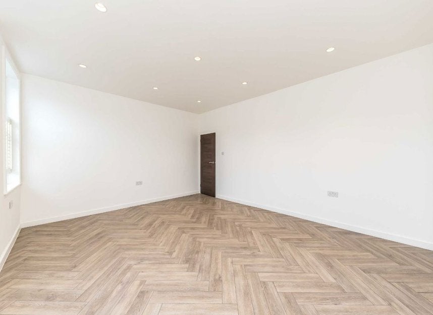 Flat St Margarets Road in Greater London