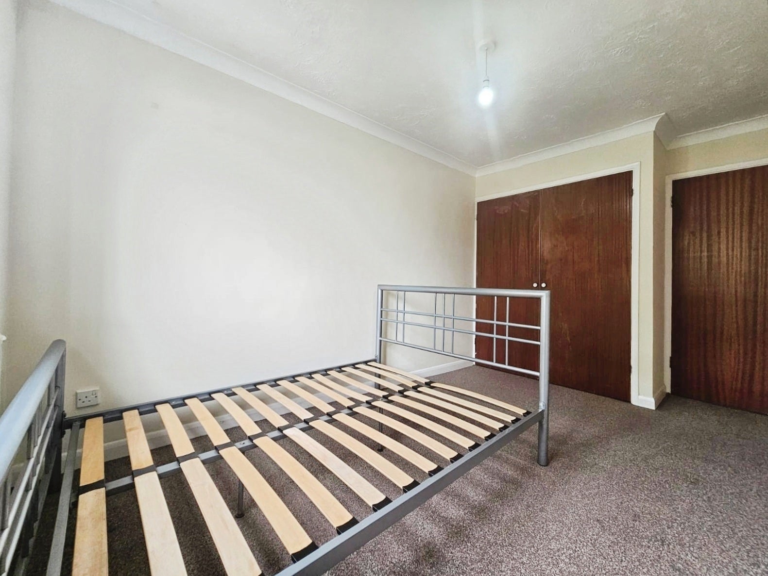 Flat Laleham Road in Borough of Spelthorne