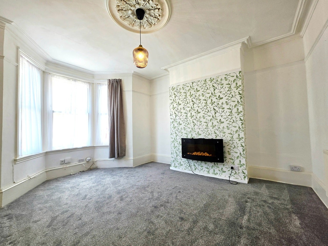 Flat Alexandra Road in St Leonards