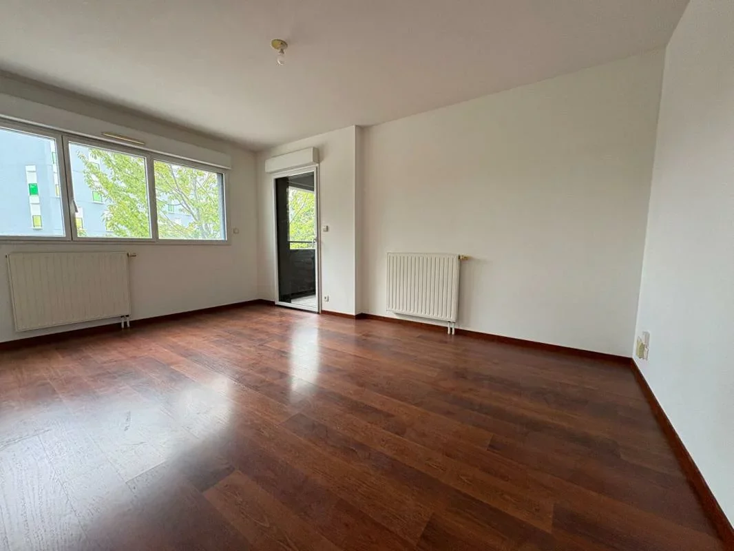 Appartement Rue Charles de Kergariou à Rennes