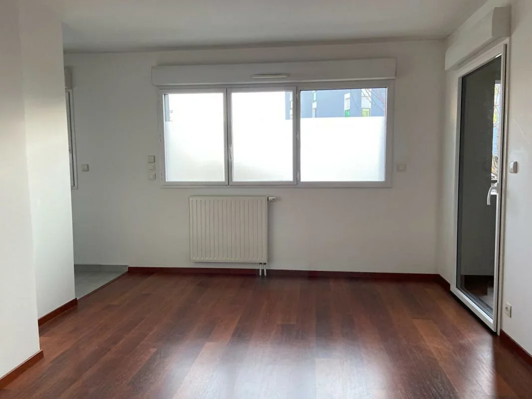 Flat Rue Charles de Kergariou in Rennes