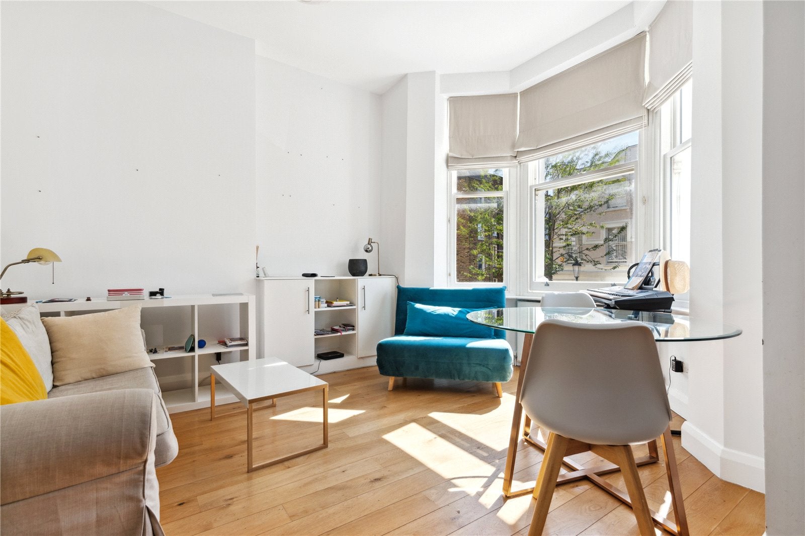 Flat St. Marks Place in Greater London