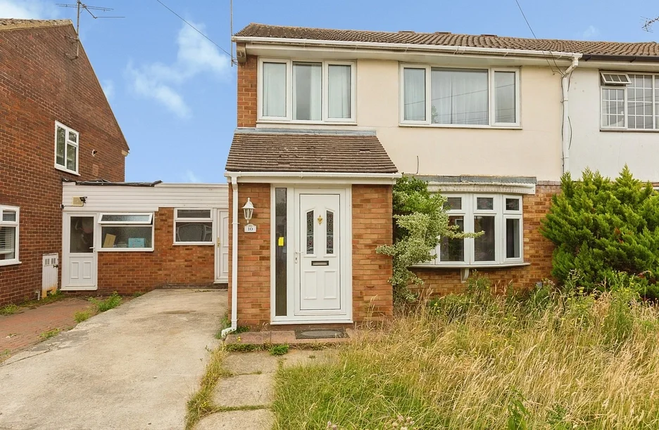 House Mowbray Road in Aylesbury