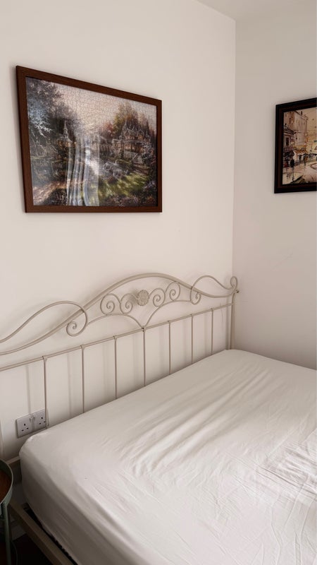 Room Waterline Way in Greater London