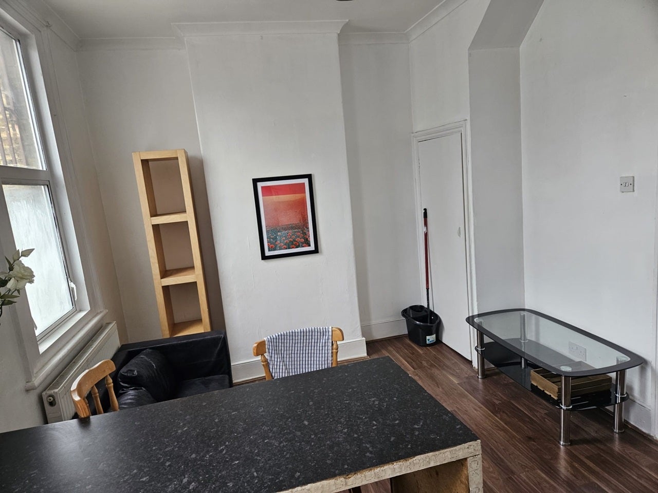 Flat Upper Tooting Road in Greater London