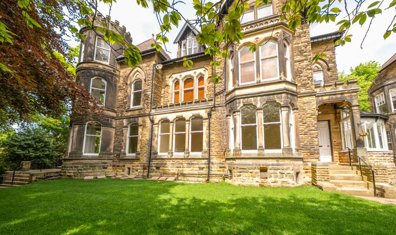 Flat Lancaster Road in Harrogate