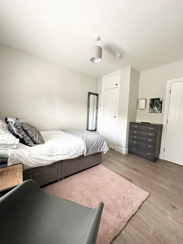 Room Paxton Court in Greater London