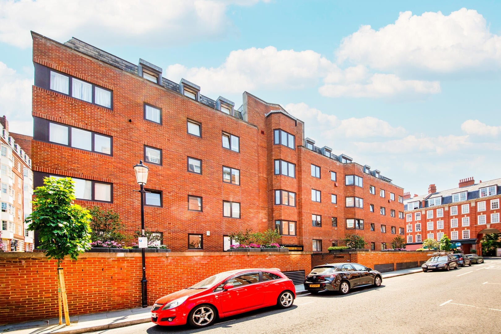Flat Petyward in Greater London