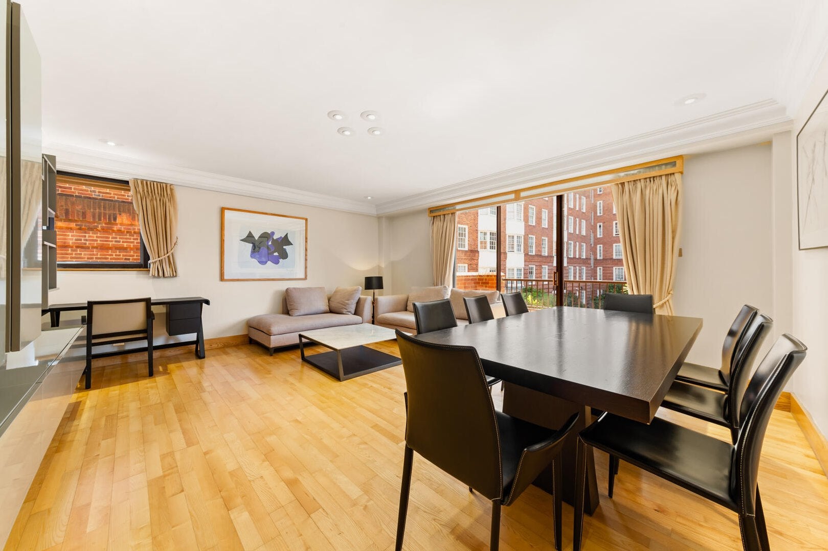 Flat Petyward in Greater London