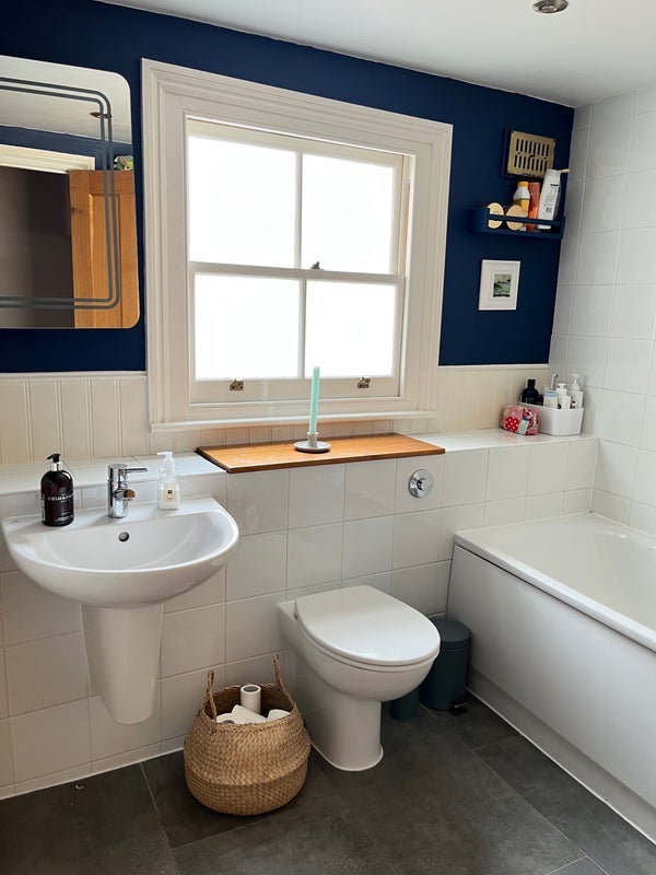 Room Appach Road in Greater London