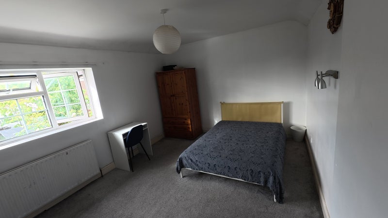 Room The Course in Greater London
