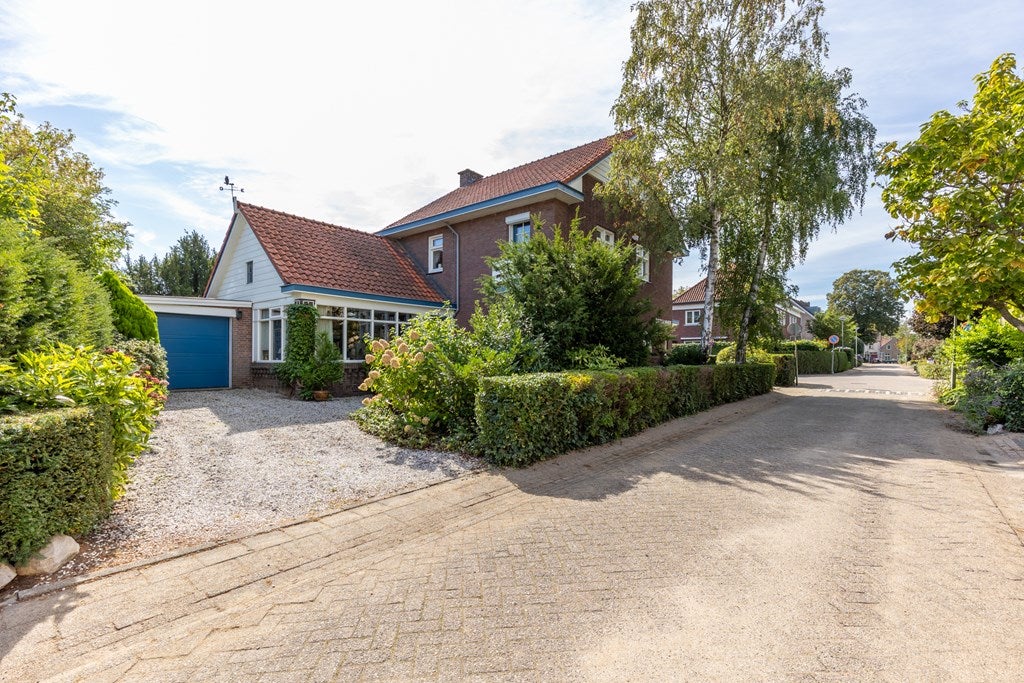Huis Achter de Kruiskapel 27 in Grevenbicht