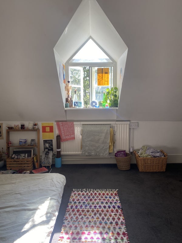 Room London Road in Greater London