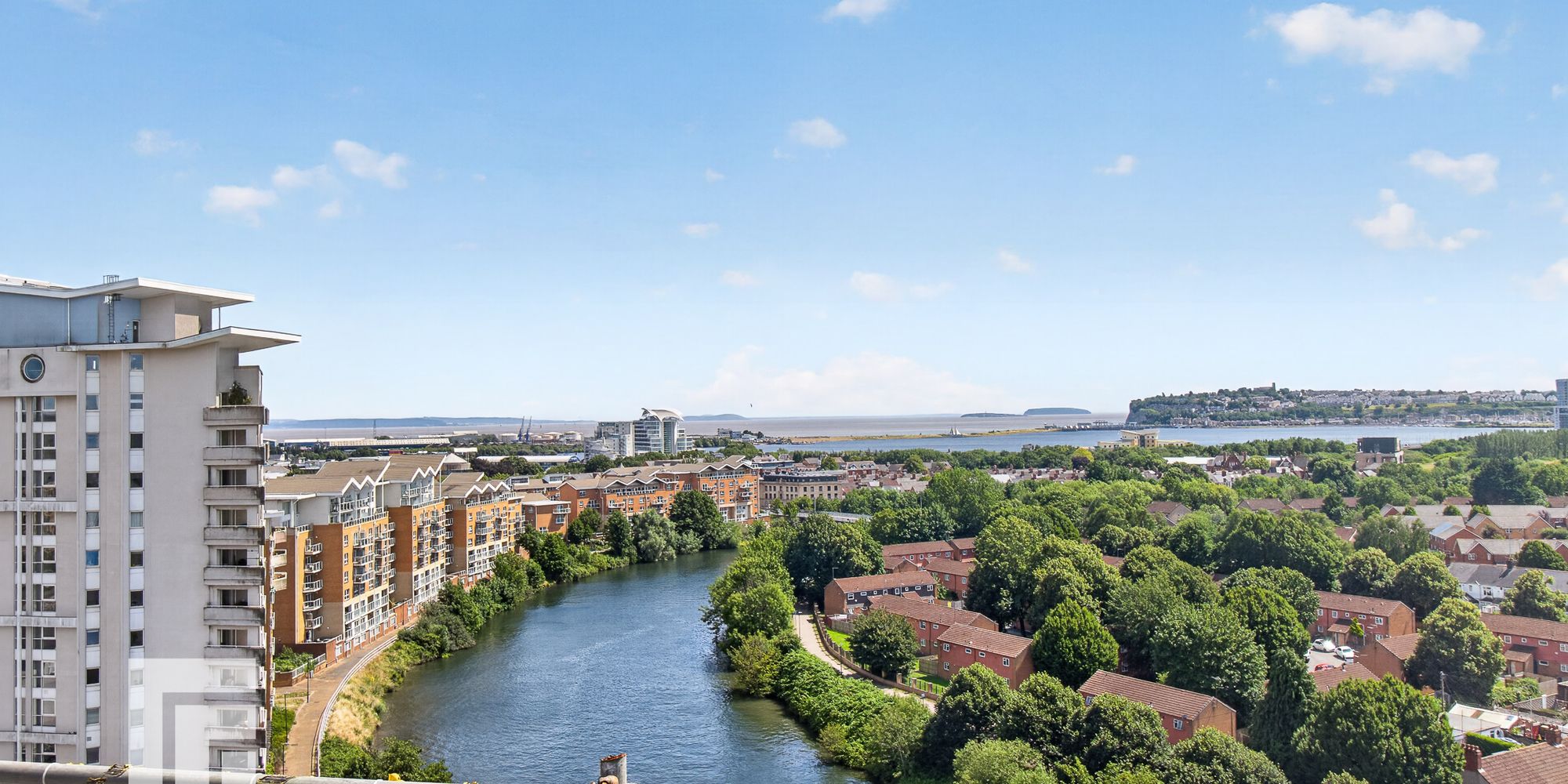 Flat Overstone Court in Cardiff