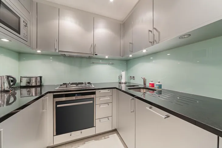 Flat Knightsbridge in City of Westminster