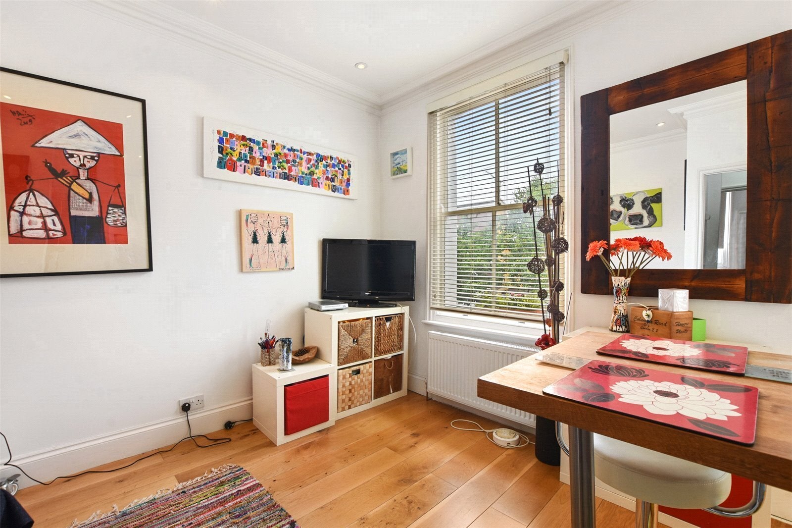 Flat Rydon Street in Greater London