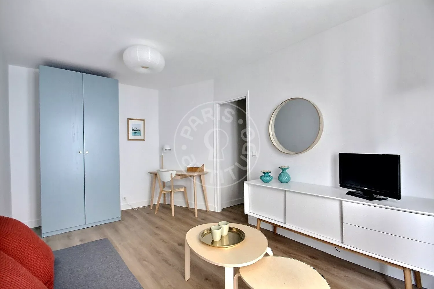 Flat Rue d'Orchampt in Paris