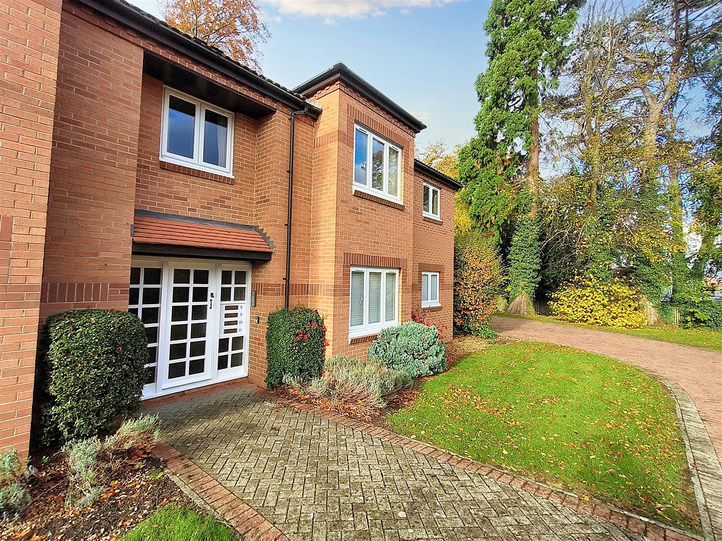 Flat Chilton Close in Darlington