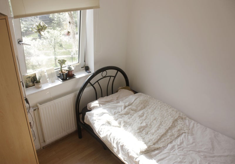 Room Tiverton Road in Greater London
