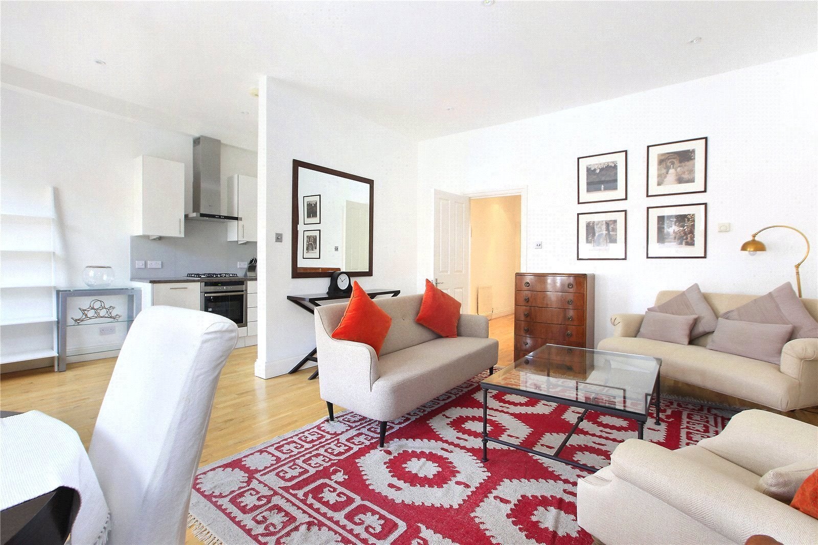 Flat Alderbrook Road in Greater London