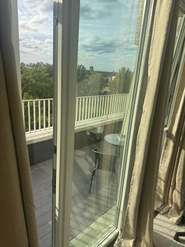 Room Beckton Corridor in Greater London