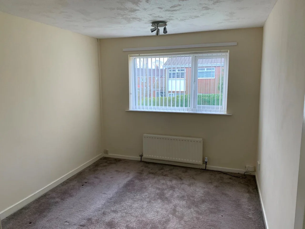 House Vicarage Way in Macclesfield