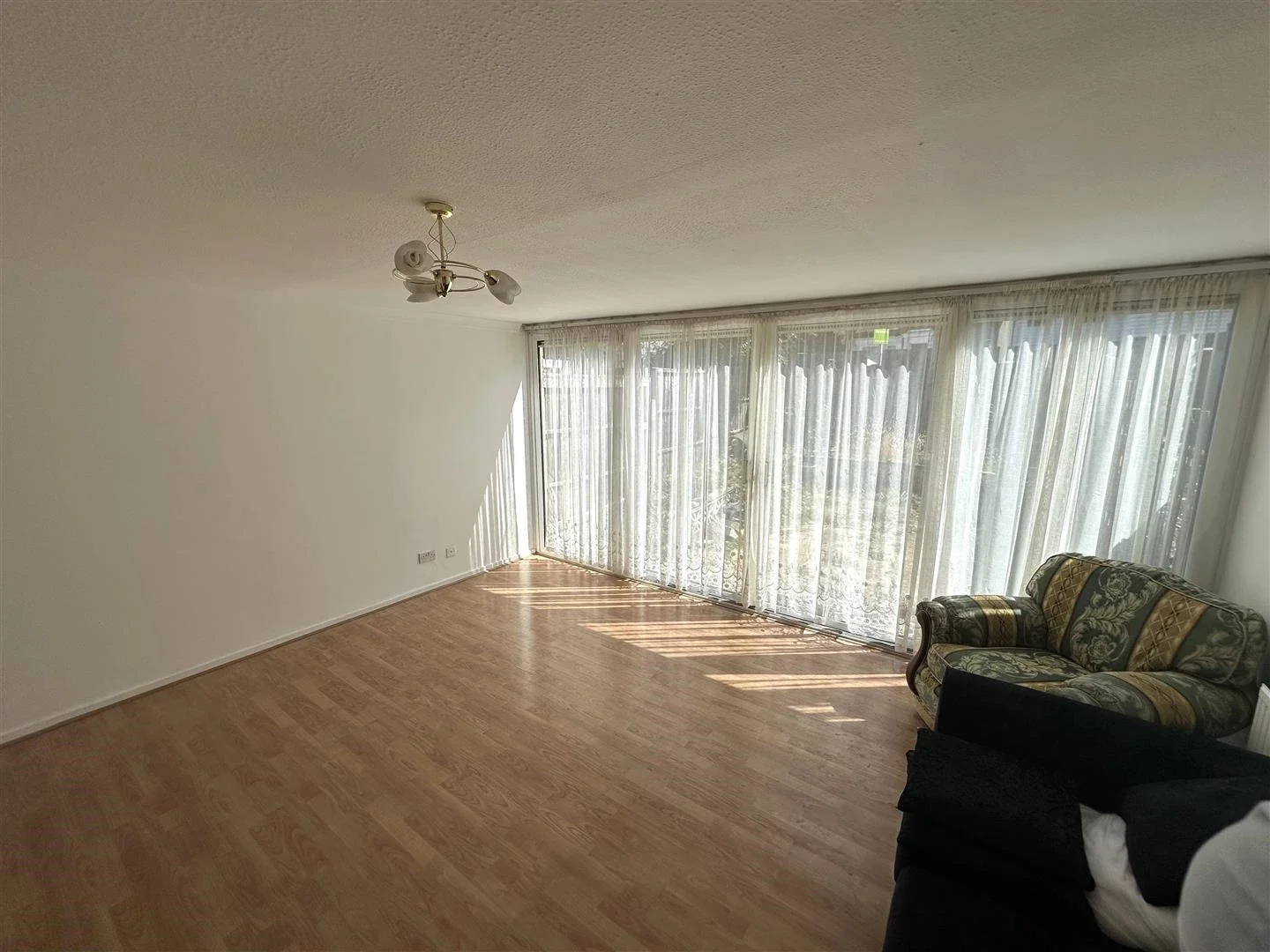 House Pellatt Grove in Greater London