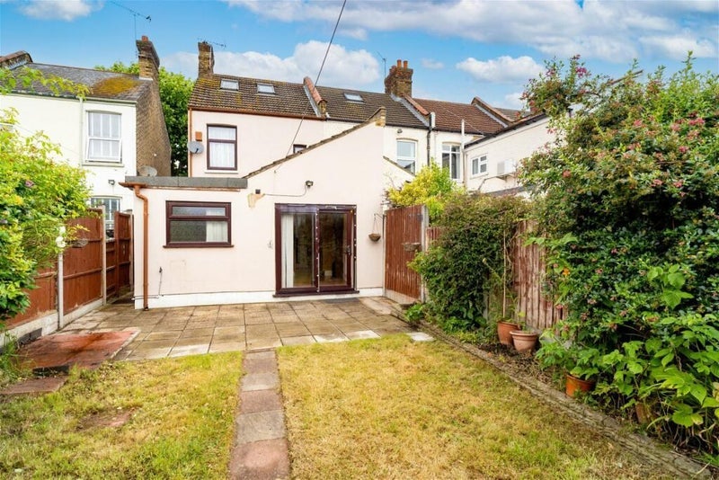 Room Masterman Road in Greater London