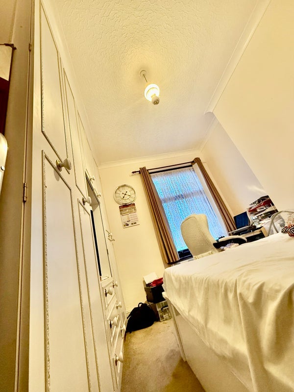 Room Masterman Road in Greater London