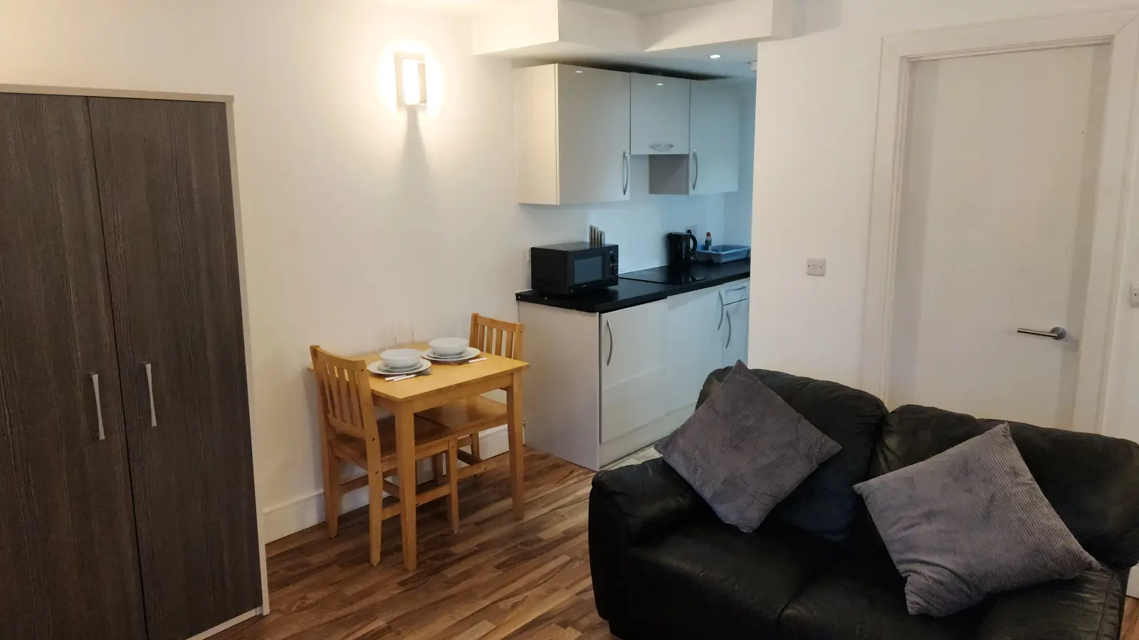 Flat Catlin Street in Greater London