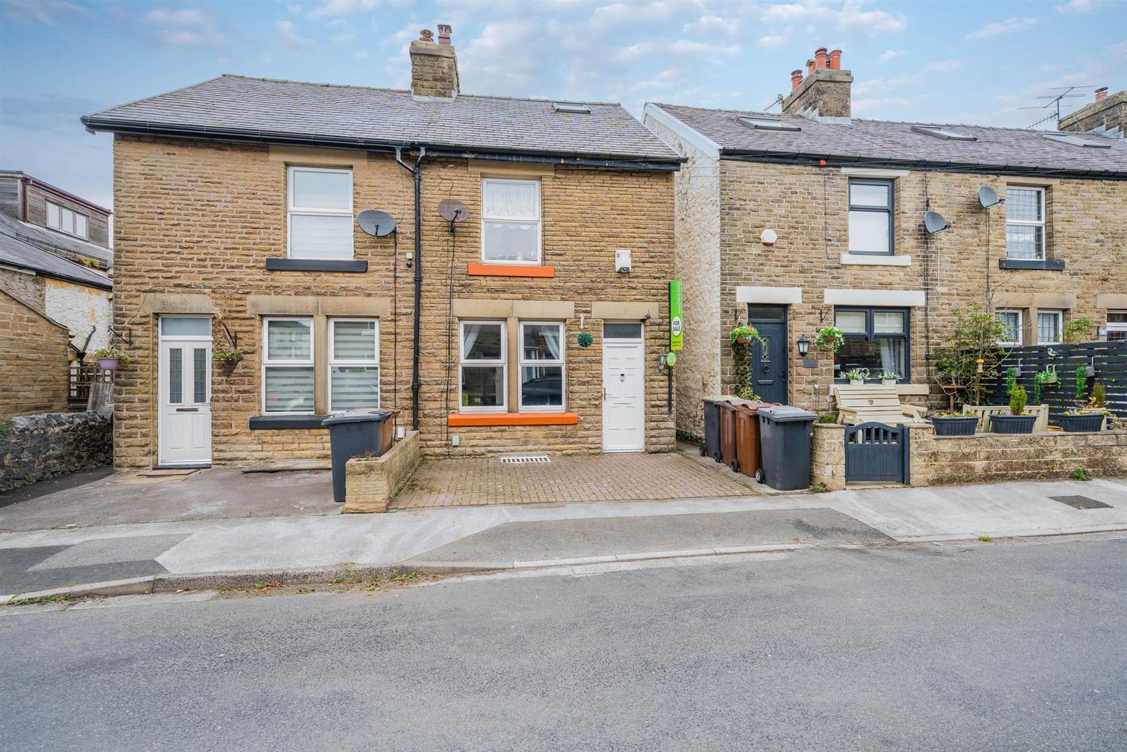 House King's Road in High Peak