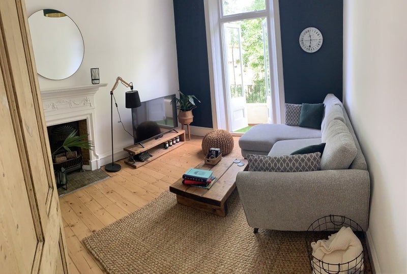 Room London Road in Greater London