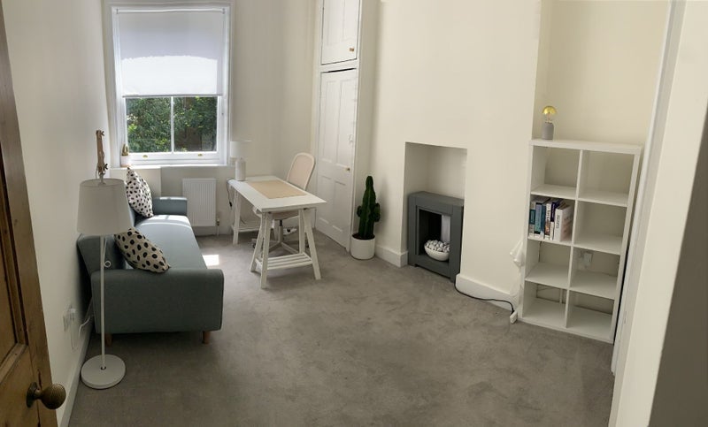 Room London Road in Greater London
