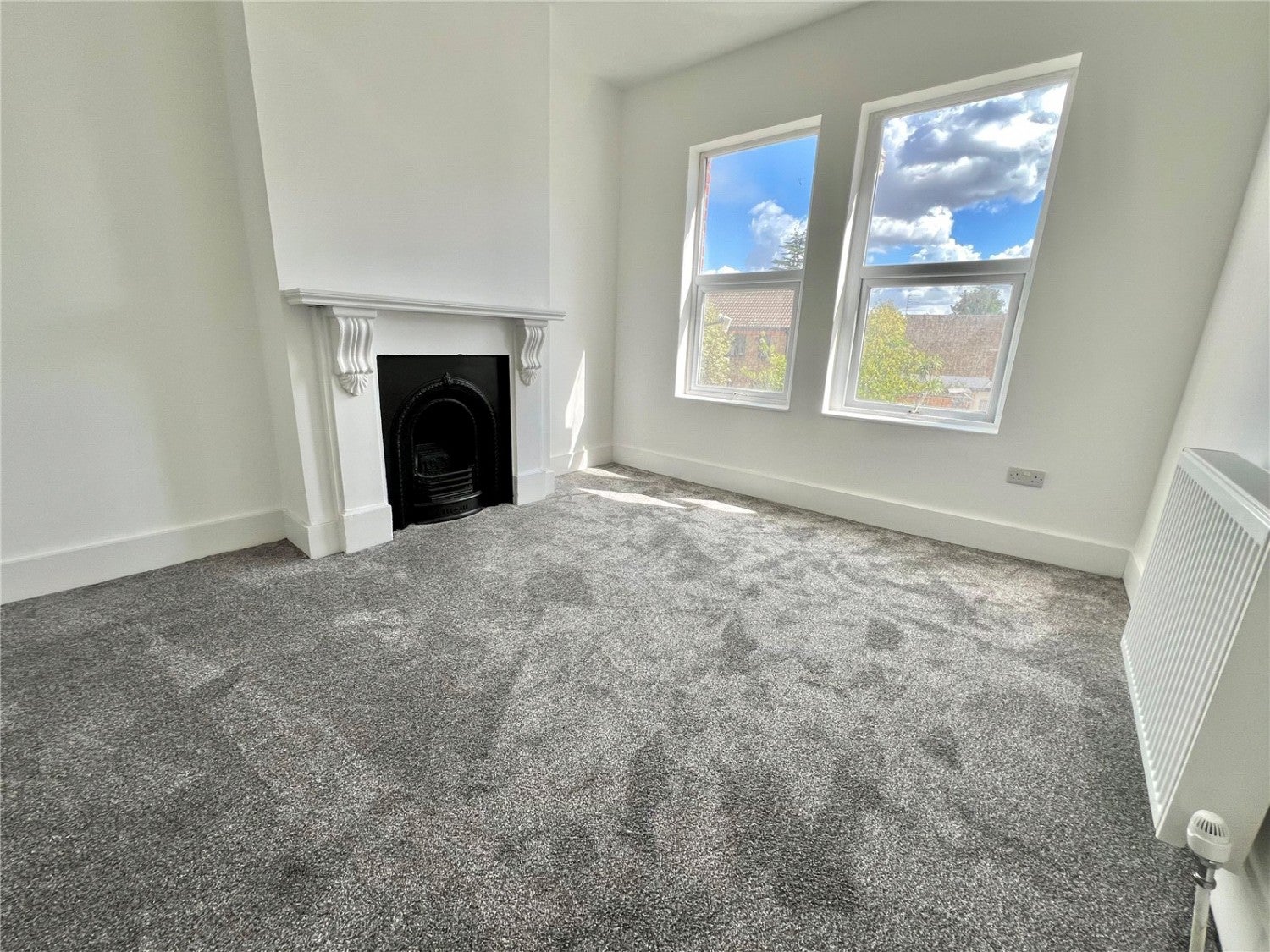 Flat Palmerston Road in Greater London