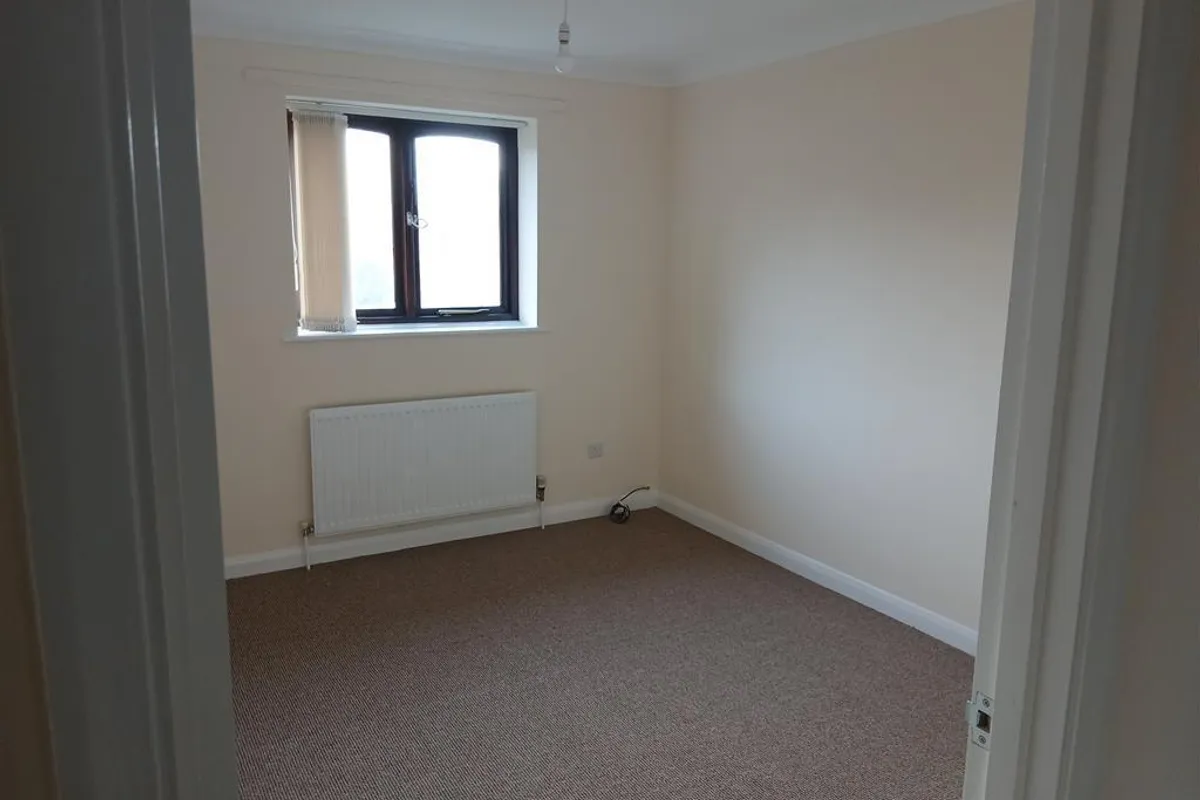 Flat Gordon Court in Fenland District