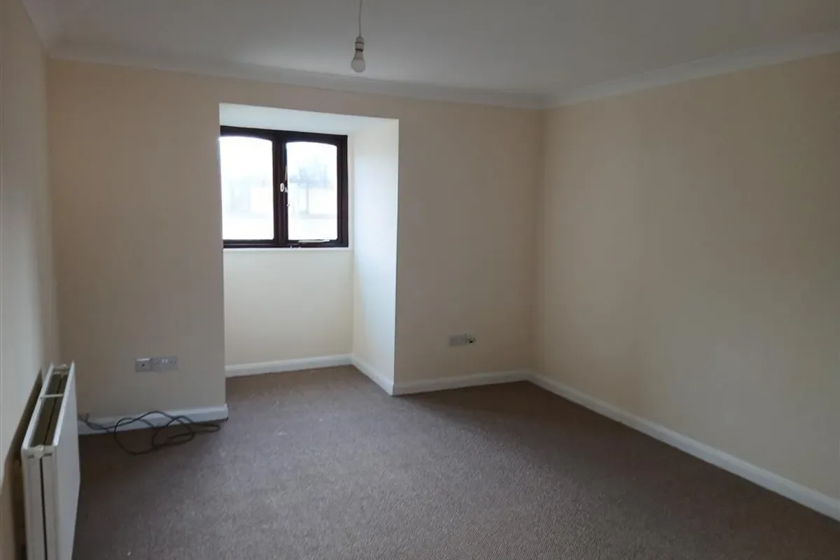 Flat Gordon Court in Fenland District